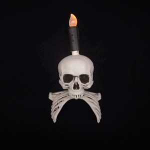 CANDELABRO *INVOCANDO AL DIABLO* (no incluye velas) Pilas Incluidas (26x17x16cm)
